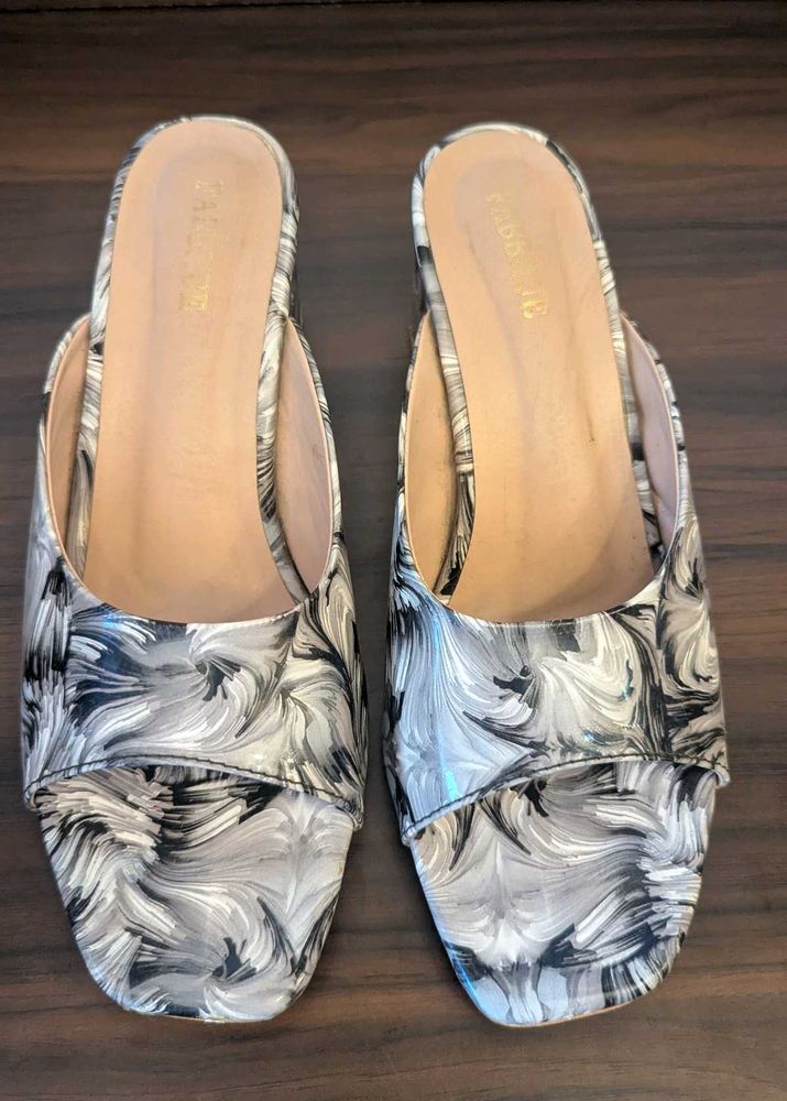 Fabbhue Stylish Flats &amp; Sandals UK5