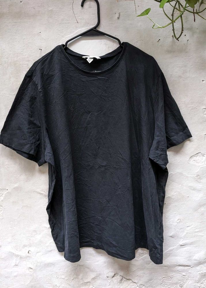 Black Oversized T-Shirt