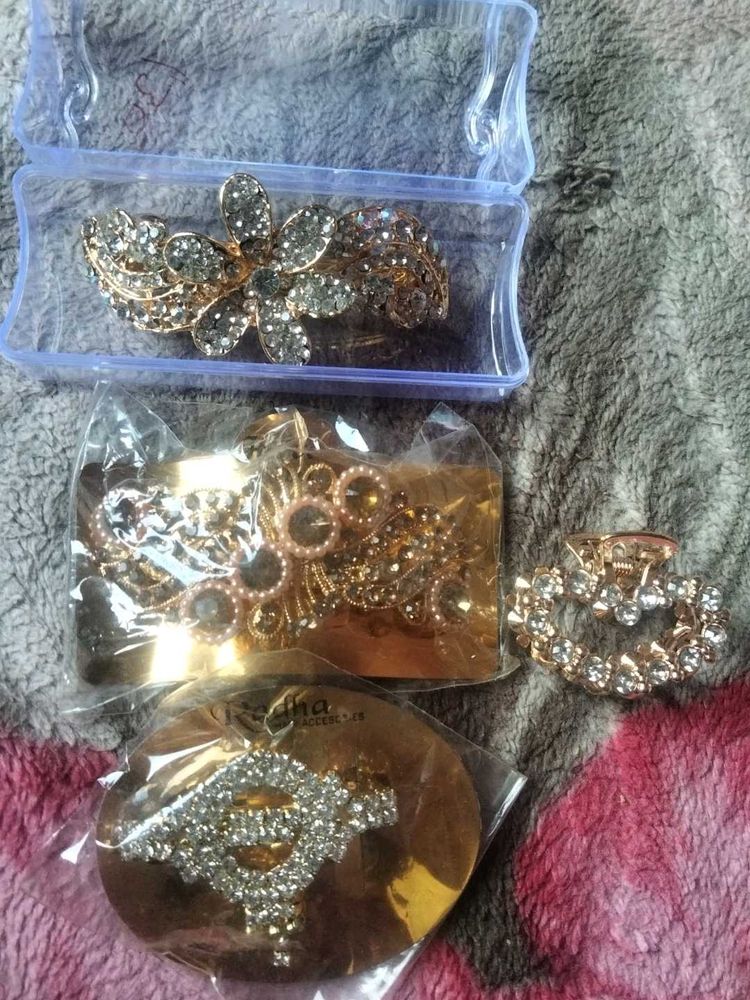 Embellished Hair Clips &amp; Barrettes Set of 4