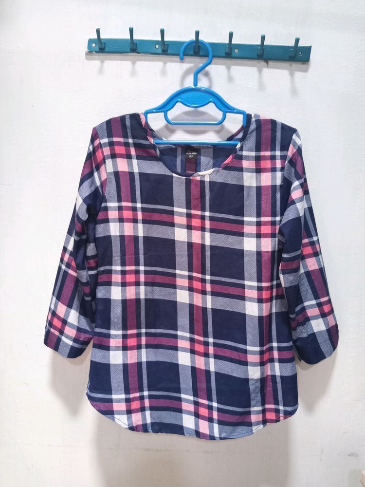 Darzi Checkered Top