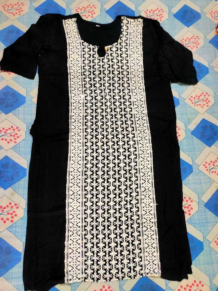 Elegant Black Kurta with White Embroidery