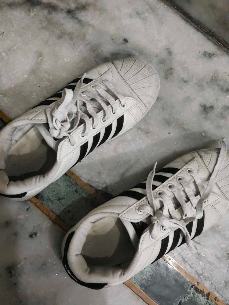 White Adidas Sneakers