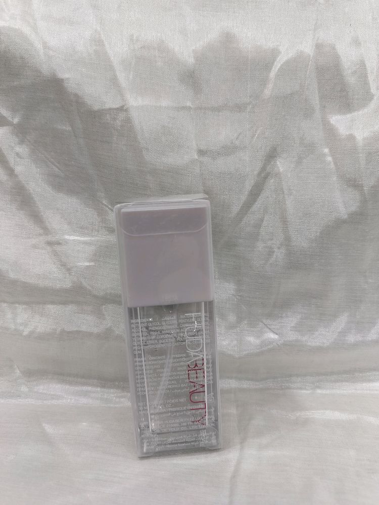Huda Beauty Authentic Primer
