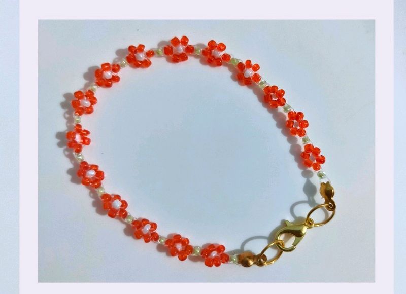 Christmas Beaded Bracelet (1)