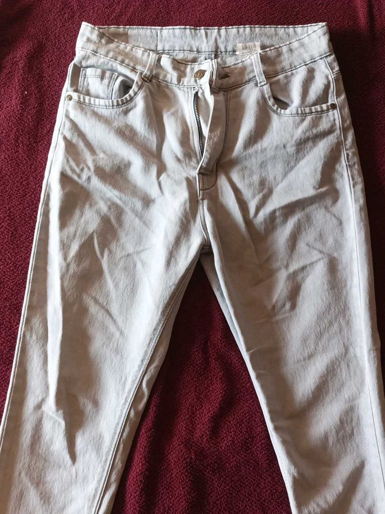 Light Wash Denim Jeans