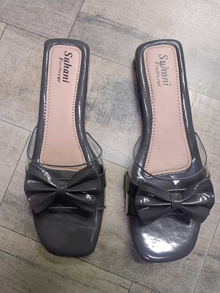 Stylish Bow Detail Flats