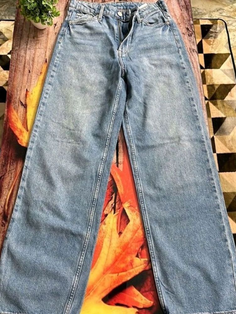 Wide Leg Blue Jeans