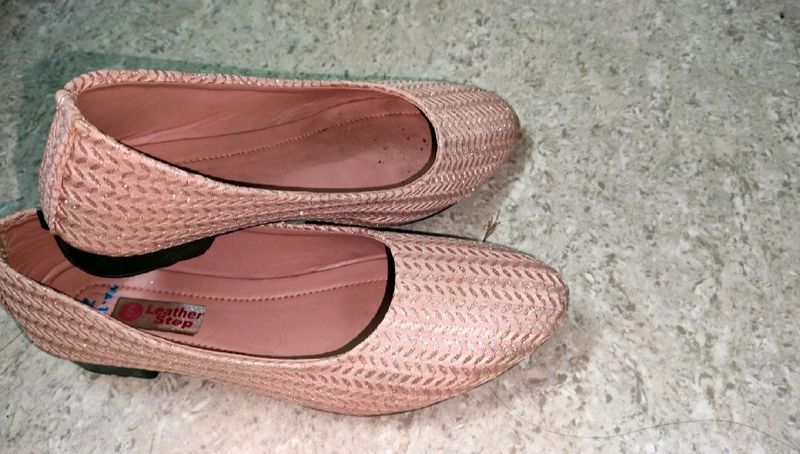 Pink New Stylish Jutiii