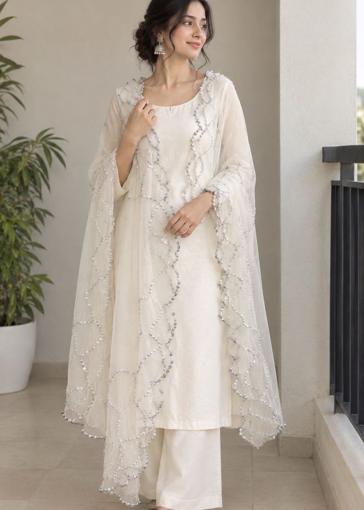 Elegant Cream net dupatta