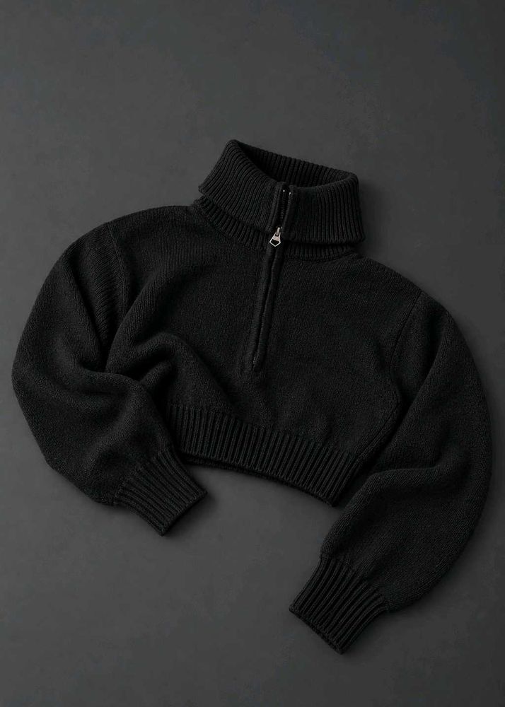 BLACK HALF-ZIP CROPPED KNIT SWEATER