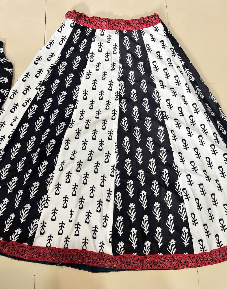 Beautiful Black &amp; White Printed Chaniya Choli