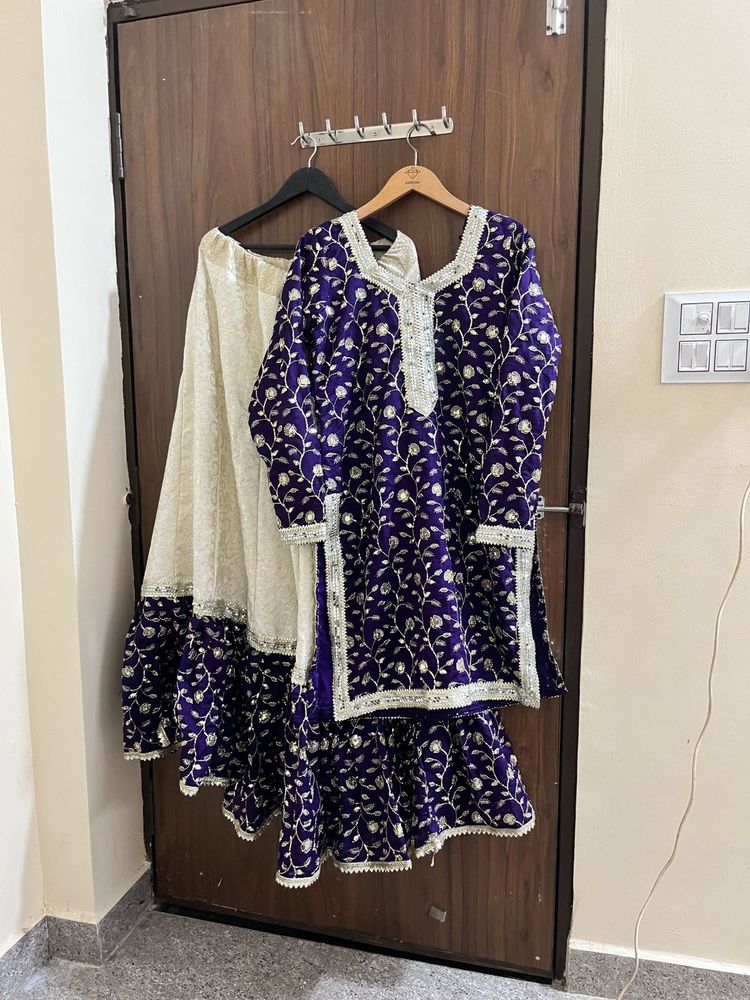 Embroidered Kurta Set with Skirt