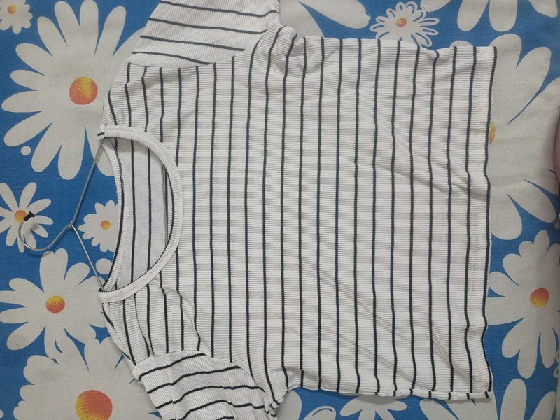 Striped Ribbed Cropped Top