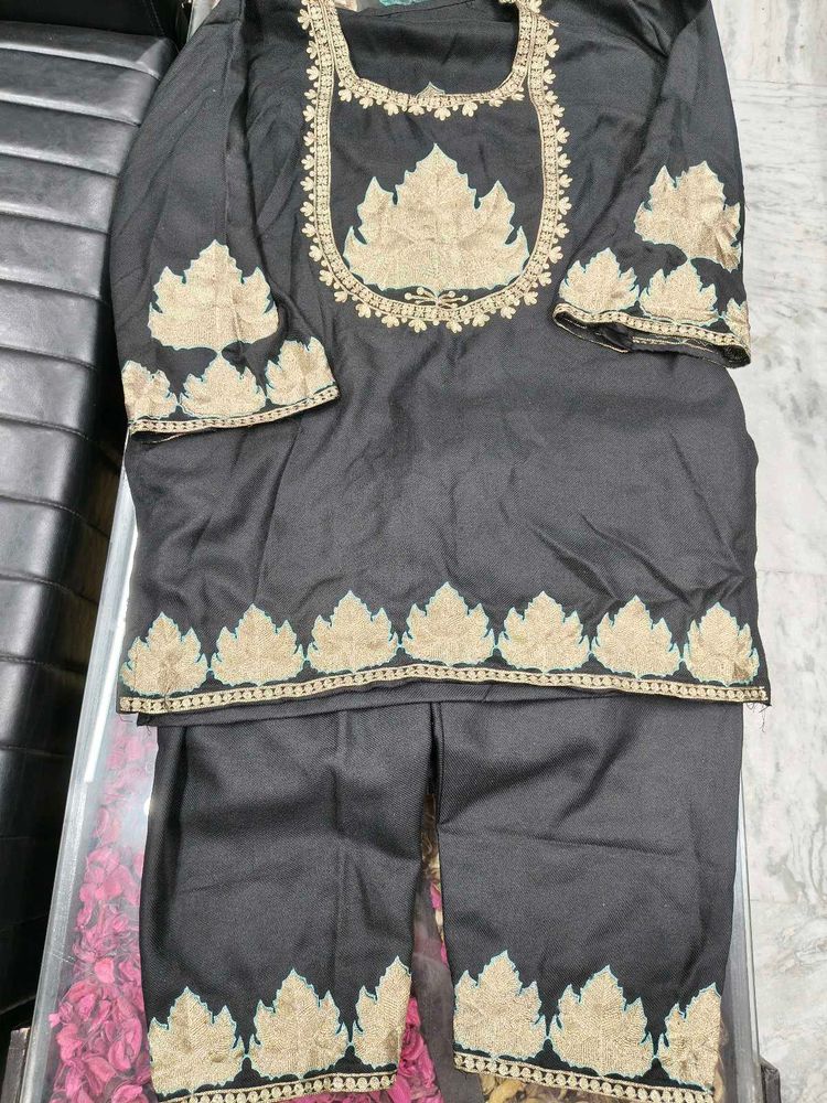 Embroidered Kurta SetStunning Black Embroidere