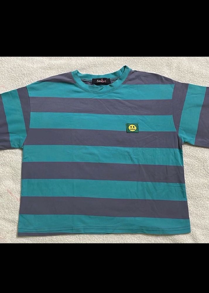 women’s crop Striped Smiley Face T-Shirt