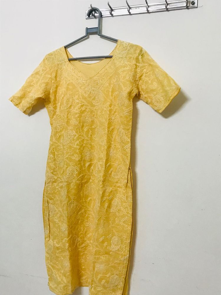 Beautiful Yellow Embroidered Kurta