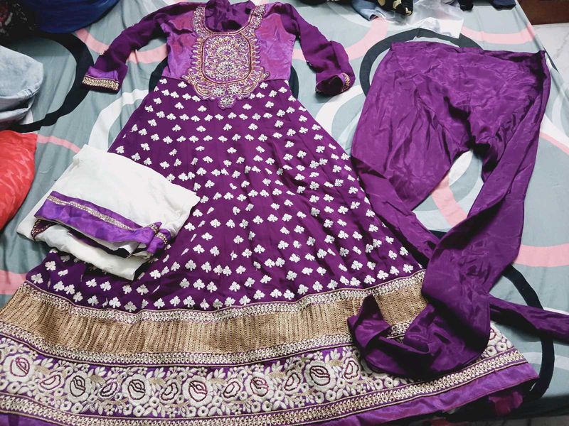 Elegant Purple Embroidered Kurta Set