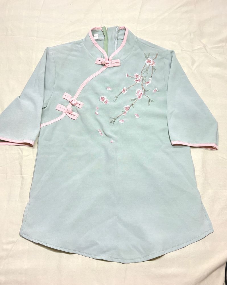 Charming Cherry Blossom Chinese top