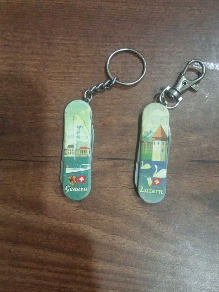2 vintage Swiss Knife Keychain ,Geneva &amp; Luzern