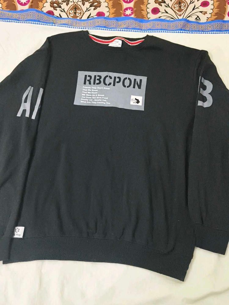 Black Graphic Sweatshirt