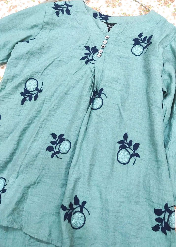 Elegant Teal top with Floral Print