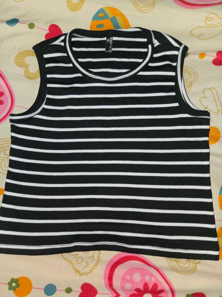 Classic Black &amp; White Striped Tank Top