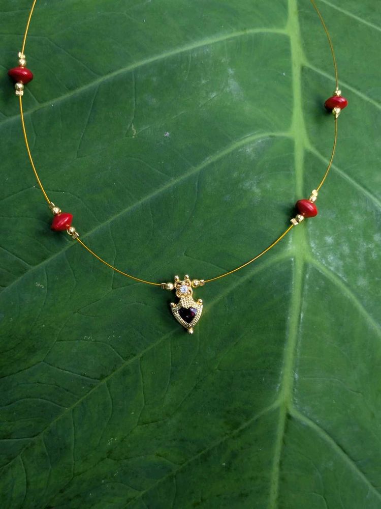 Elegant Red &amp; Gold Necklace