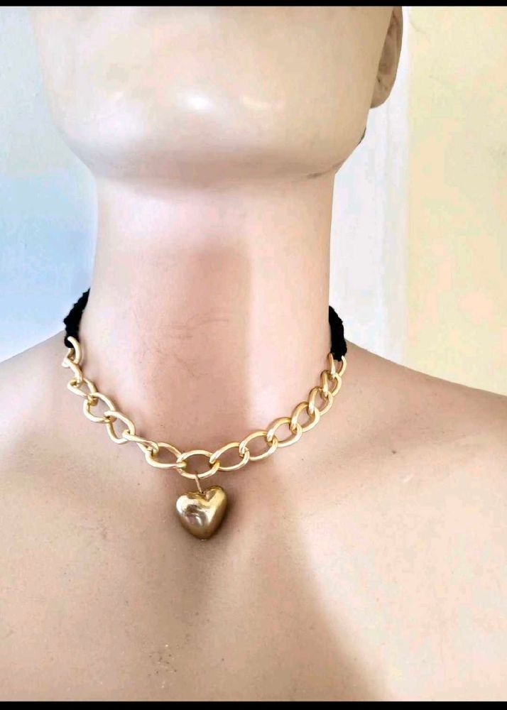 Chunky Gold Heart Choker Necklace