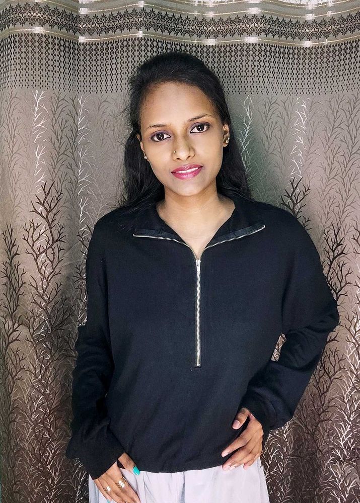 Stylish Black Half Zip Pullover