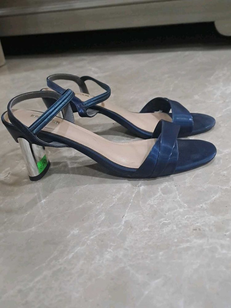 Mochi Shiny Blue Mirror Heels