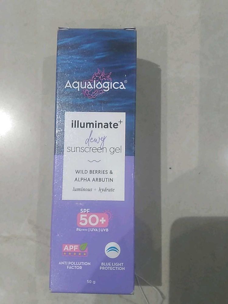Aqualogica Illuminate+ Dewy Sunscreen Gel