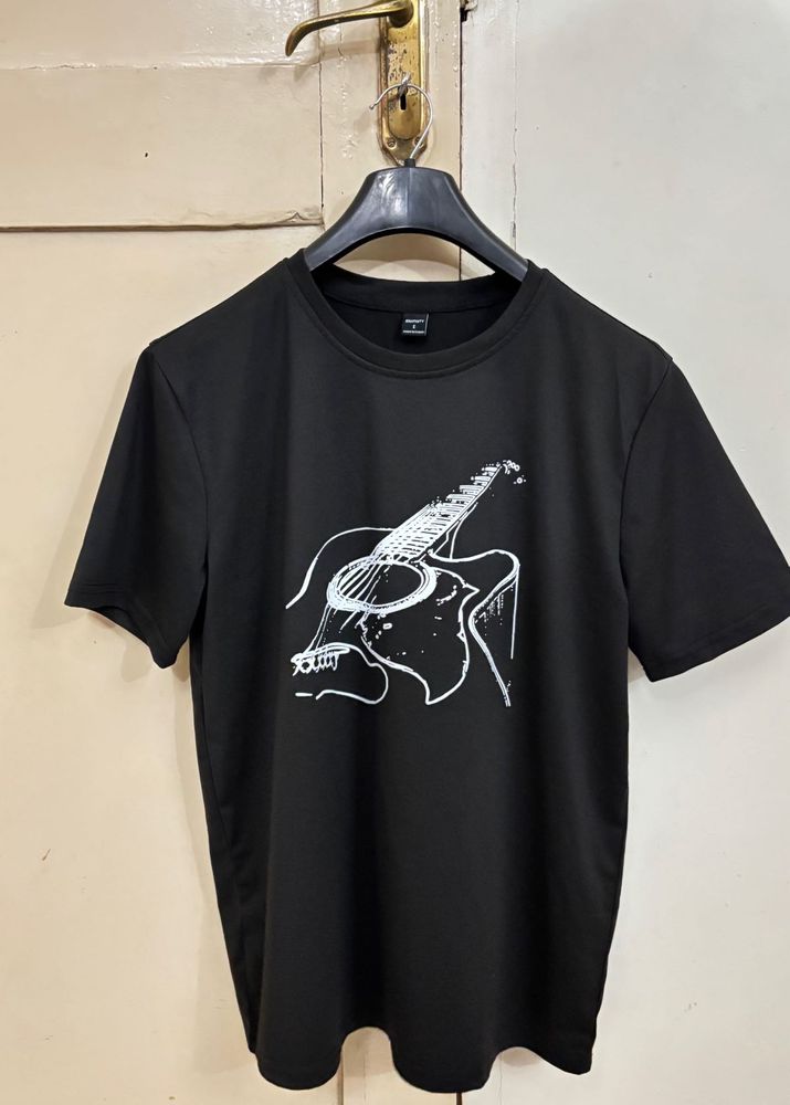 Guitar Graphic Tee Manfinity