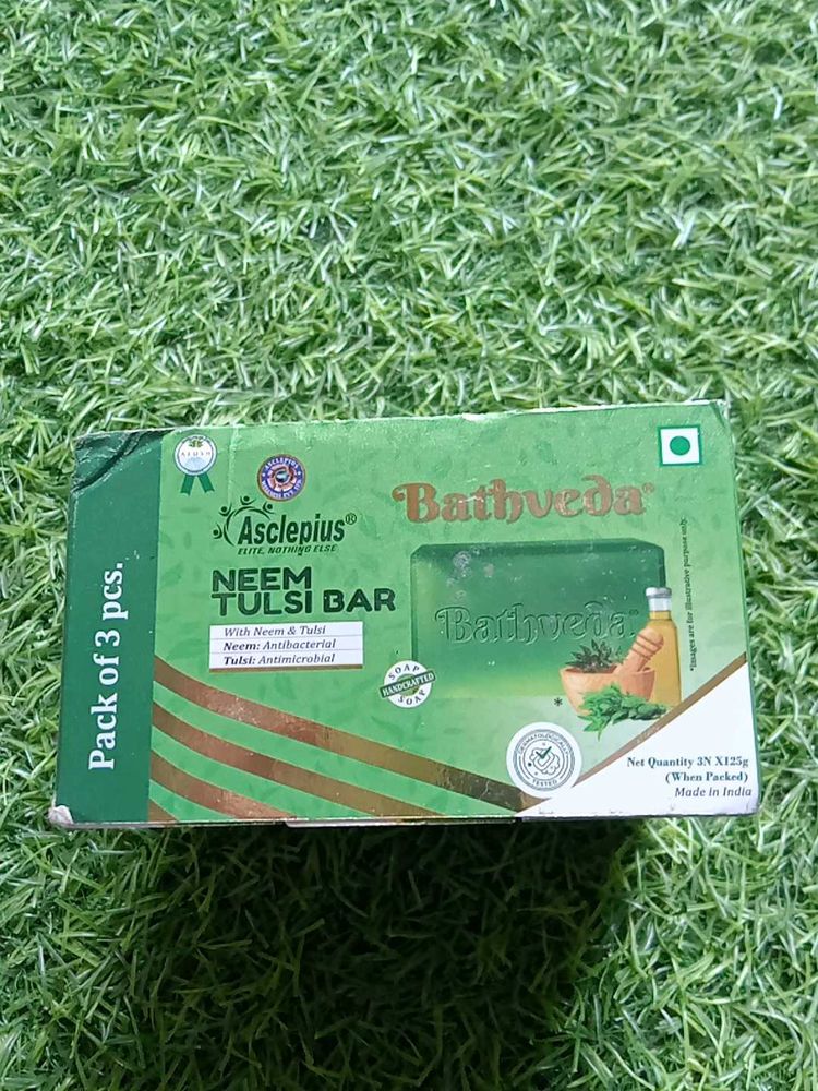 Bathveda Neem Tulsi Bar Soap 3 pcs