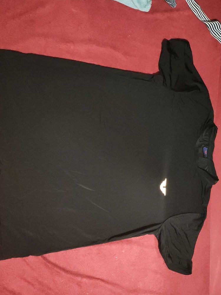 Black T-shirt