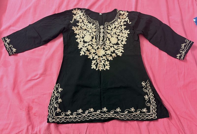 Black Embroidered Kurta