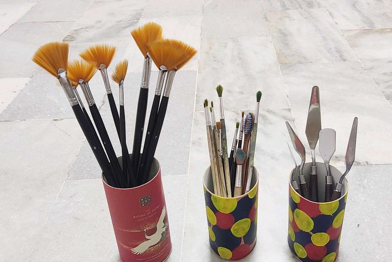 Assorted Art Brushes and Palette Knives Set