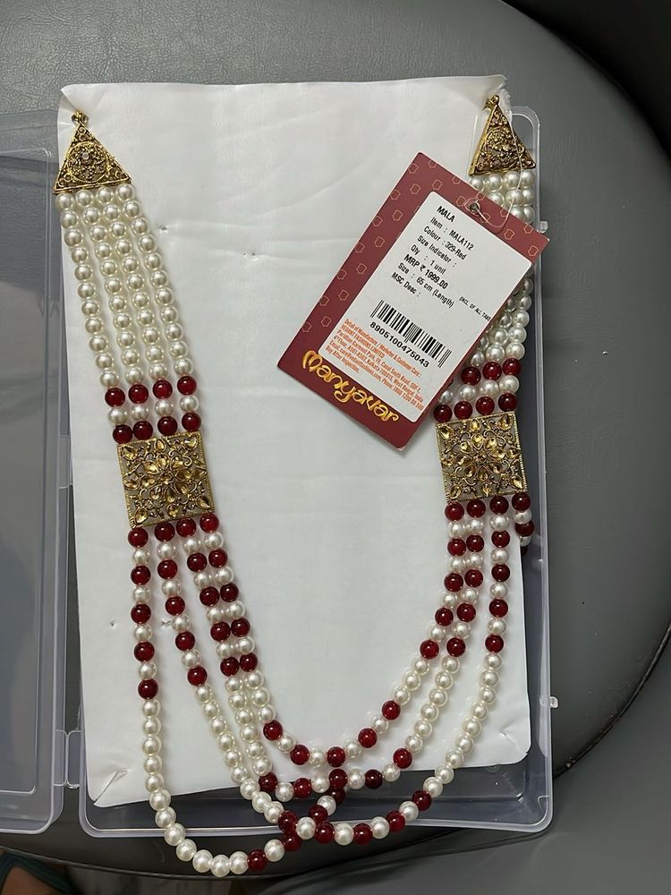 Elegant Pearl and Red Stone Necklace Set