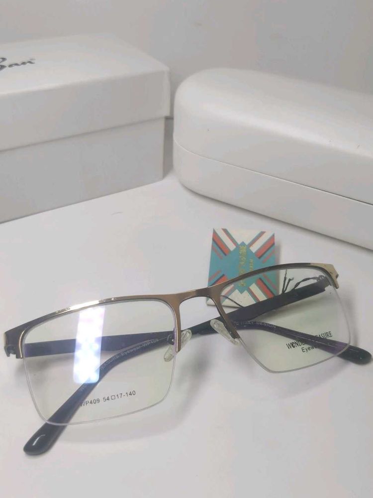Stylish Men's Eyeglasses
