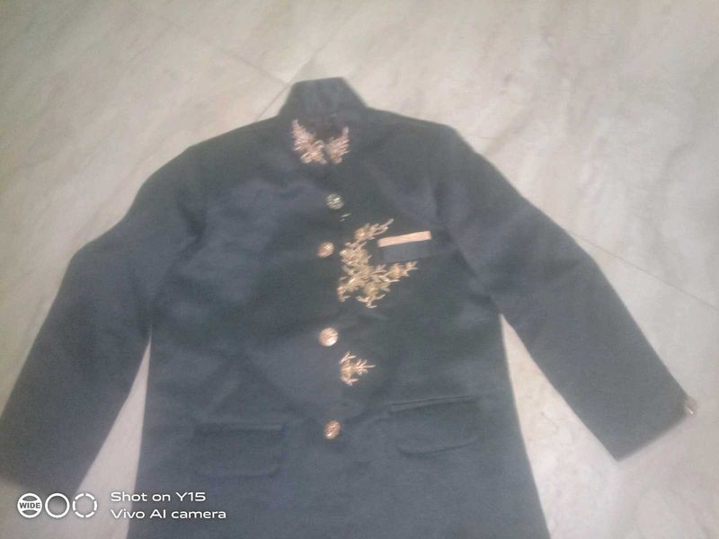 Embroidered Ethnic Jacket 5 yrs to 6yrs