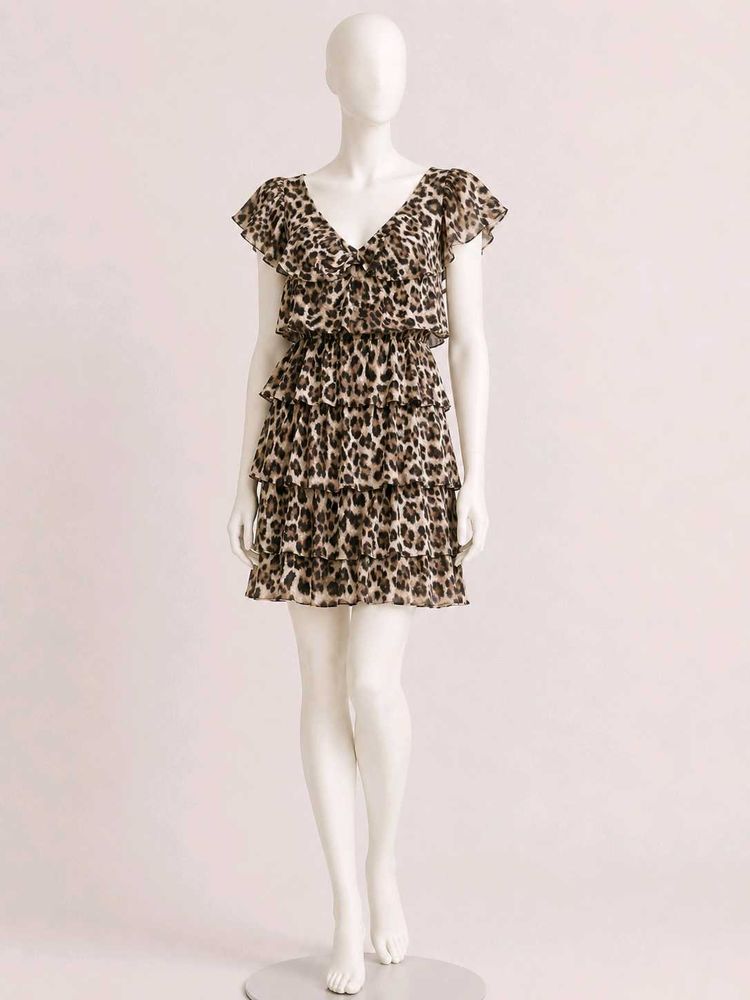 Chic Leopard Print Ruffle Dress