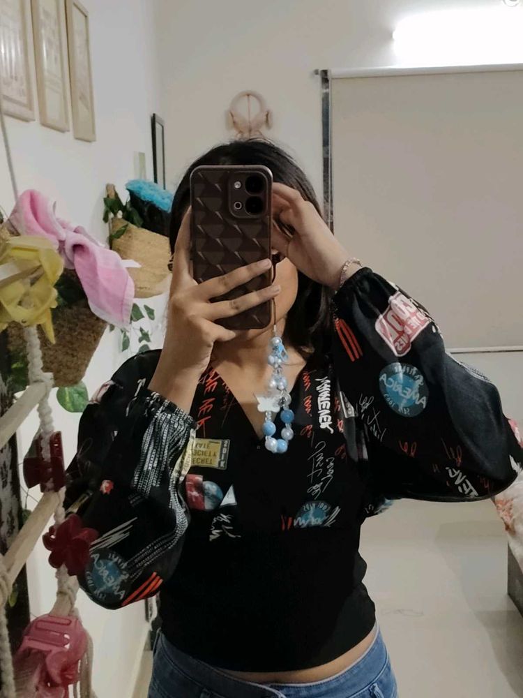 Graphic Print V-Neck Puff Sleeve Top