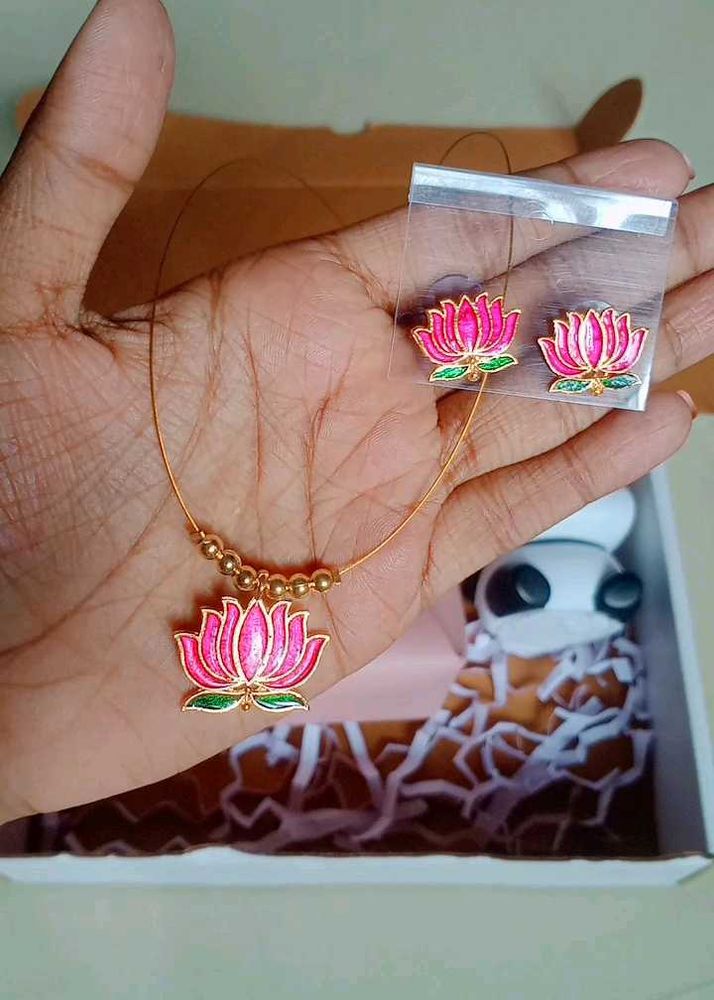 Lotus Necklace &amp; Earring Set