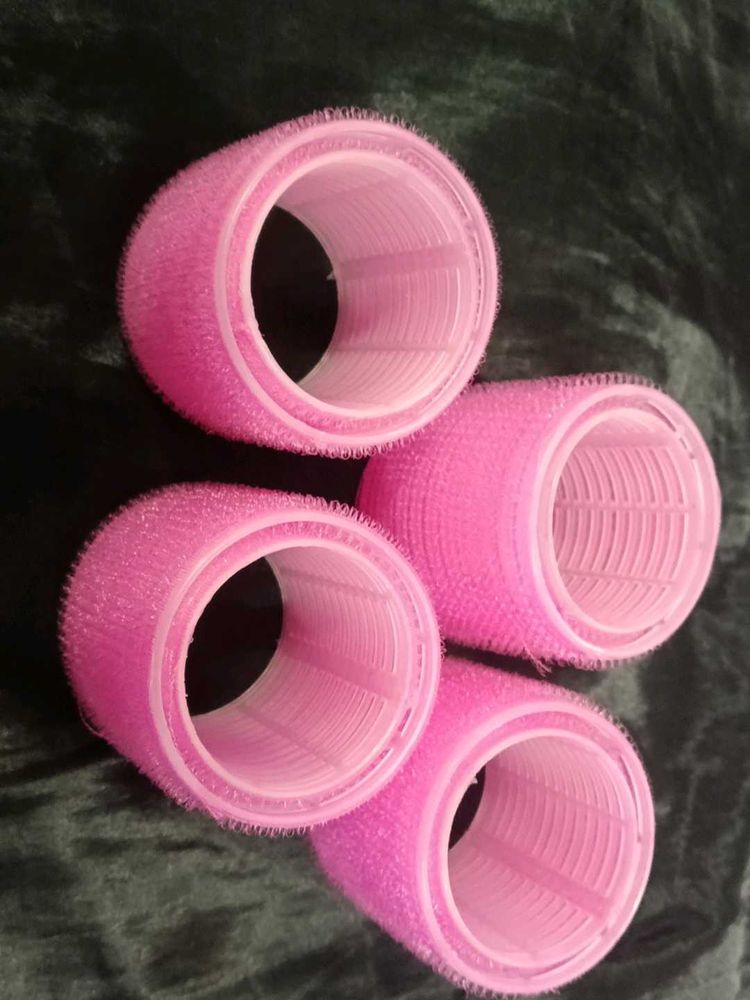 set of 4 Pink Hair Rollers