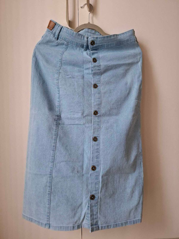 SASSAFRAS Light Wash Denim Midi Skirt