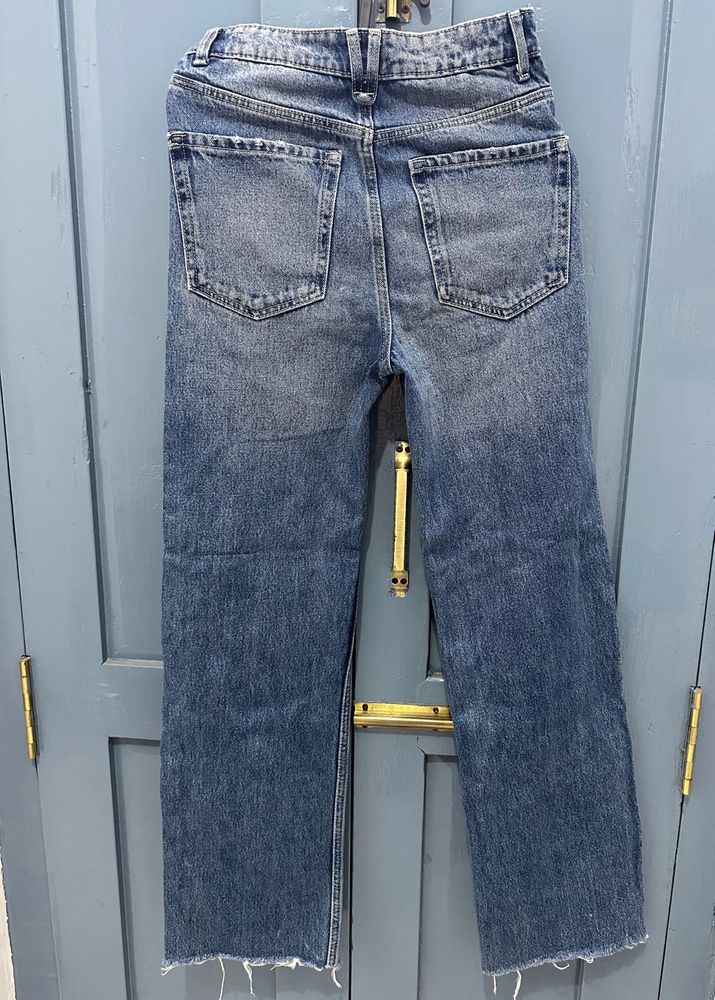Straight fit denim 💙