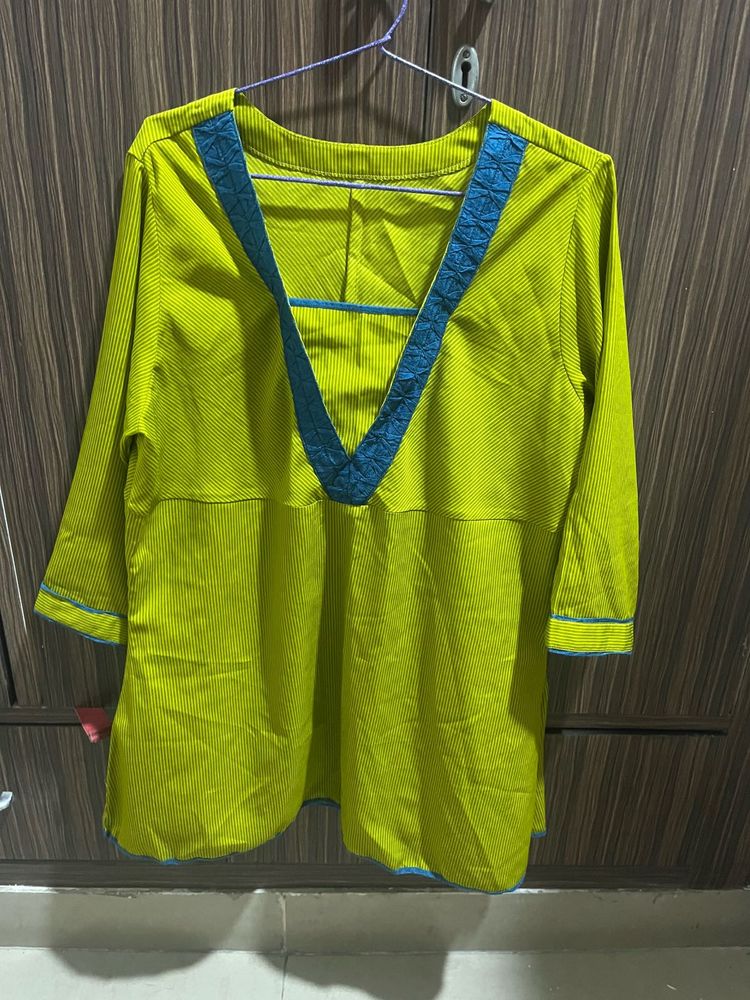 Stylish Green Tunic Top