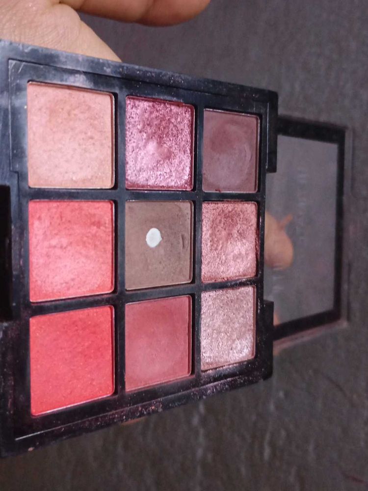 Versatile Eyeshadow Palette