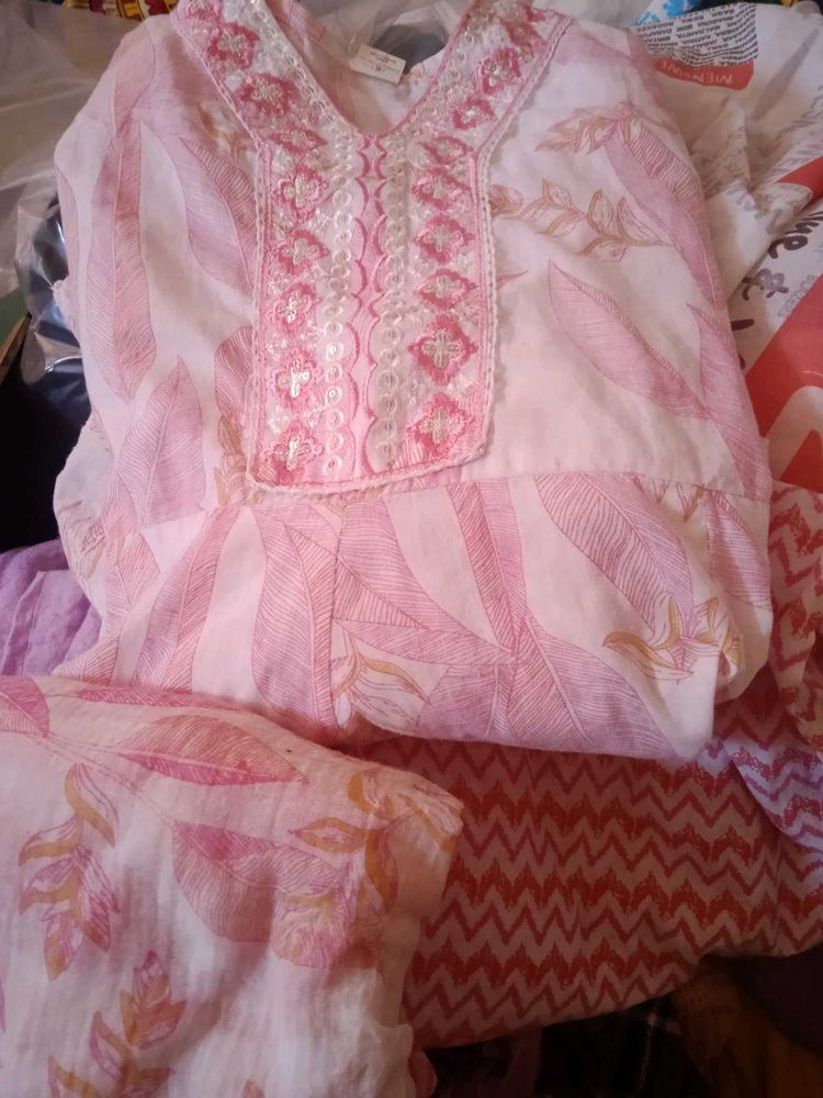 Pink Leaf Print Kurta Set with Embellishments