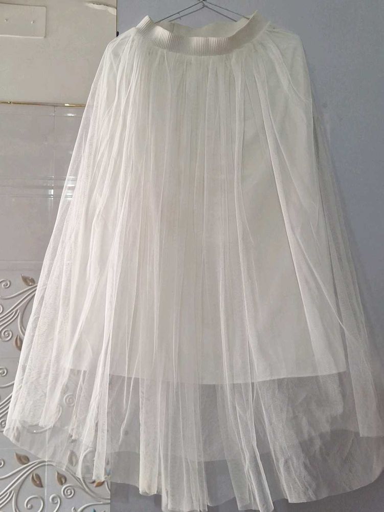 Dreamy White Tulle Skirt | Korean Style | Pristine