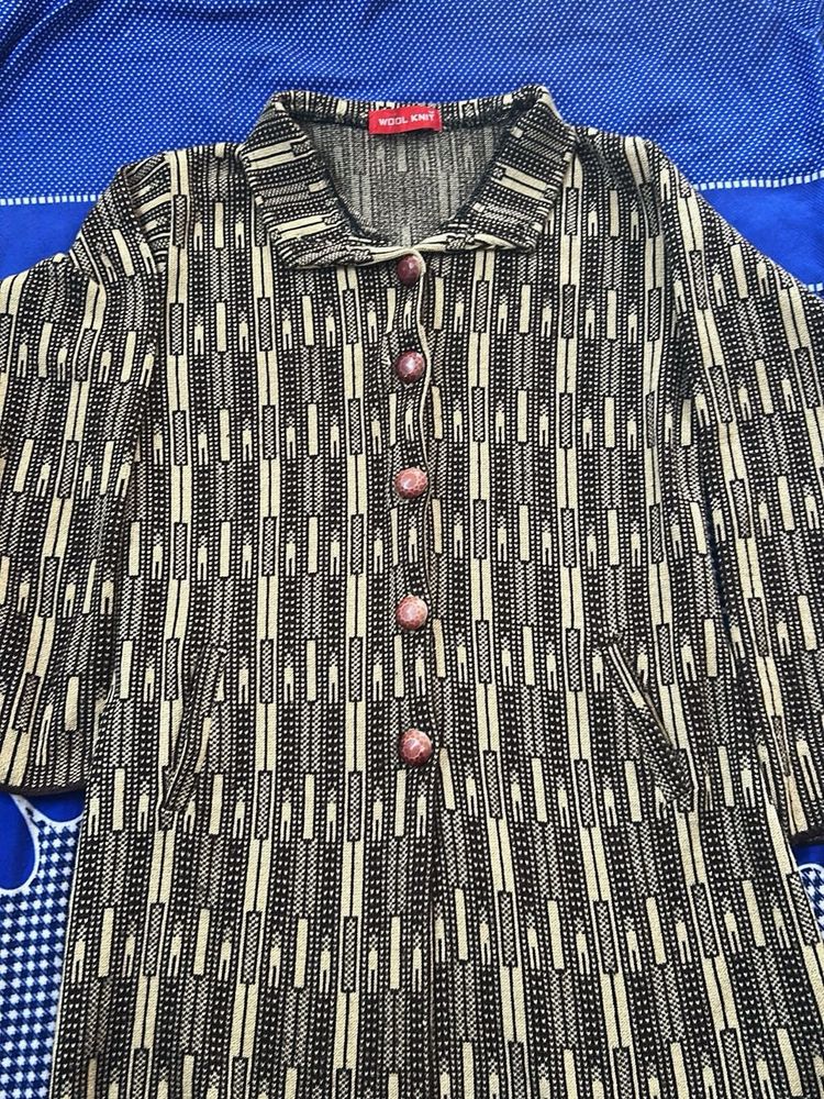 Wool Knit Buttoned Cardigan